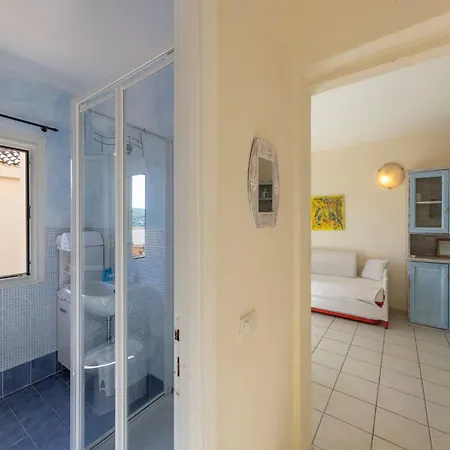Appartamento Relax In With Sea View Marinella (Sardinia)